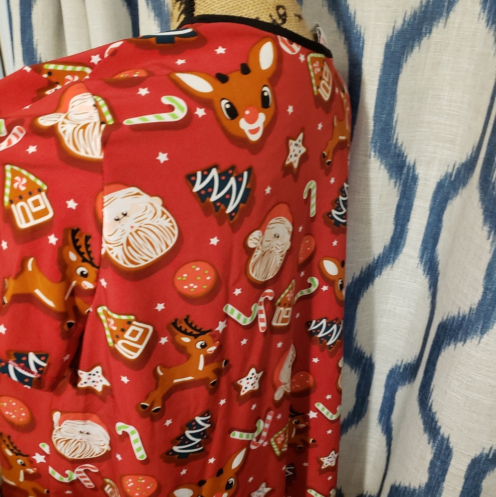 NWOT Medical Scrub- Rudolph 🌲🦌 - Picture 3 of 7